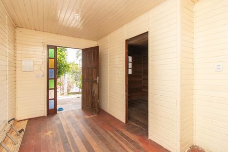 Sala de casa à venda com 2 quartos, 75m² em Hípica, Porto Alegre