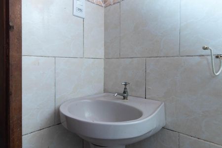 Casa à venda com 75m², 2 quartos e 1 vagaBanheiro