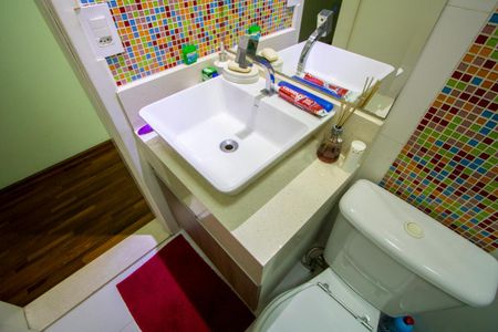 Casa à venda com 150m², 3 quartos e 2 vagasBanheiro social