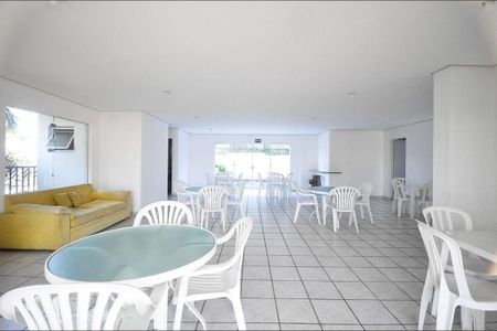 Apartamento à venda com 65m², 2 quartos e 1 vagaÁrea comum - Salão de festas