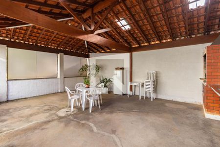 Apartamento à venda com 65m², 2 quartos e 1 vagaÁrea comum - Churrasqueira