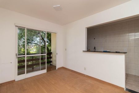 Sala de apartamento para alugar com 2 quartos, 60m² em Medianeira, Porto Alegre