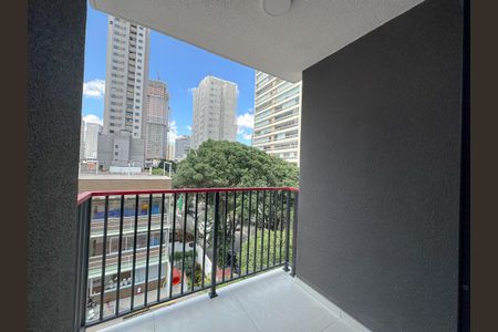 Apartamento à venda com 36m², 2 quartos e sem vaga Apartamento à venda com 36m², 2 quartos e sem vagaVaranda