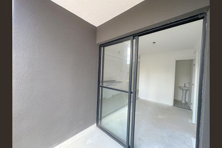 Apartamento à venda com 36m², 2 quartos e sem vaga Apartamento à venda com 36m², 2 quartos e sem vagaVaranda