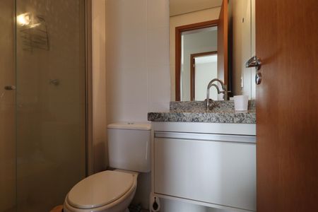 Apartamento para alugar com 58m², 2 quartos e 1 vaga Apartamento para alugar com 58m², 2 quartos e 1 vagaBanheiro