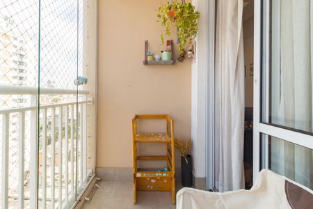 Apartamento à venda com 59m², 2 quartos e 1 vaga Apartamento à venda com 59m², 2 quartos e 1 vagaVaranda