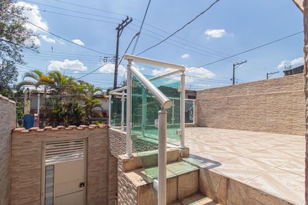 Casa à venda com 167m², 3 quartos e 1 vaga Casa à venda com 167m², 3 quartos e 1 vagaEntrada