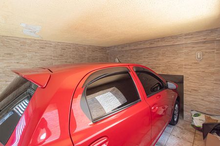 Casa à venda com 167m², 3 quartos e 1 vaga Casa à venda com 167m², 3 quartos e 1 vagaGaragem