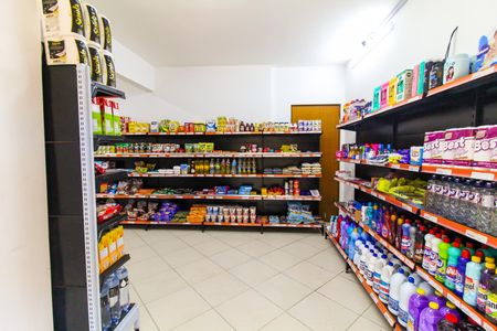 Apartamento para alugar com 67m², 3 quartos e 1 vagaMercado