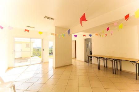 Apartamento para alugar com 67m², 3 quartos e 1 vagaÁrea comum - Salão de festas