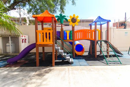 Apartamento para alugar com 67m², 3 quartos e 1 vagaÁrea comum - Playground