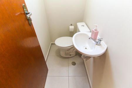 Apartamento para alugar com 67m², 3 quartos e 1 vagaLavabo