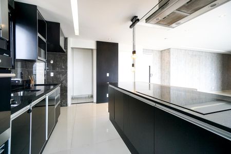 Apartamento à venda com 122m², 2 quartos e 2 vagasCozinha