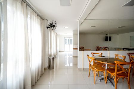 Apartamento à venda com 122m², 2 quartos e 2 vagasSalão de festas