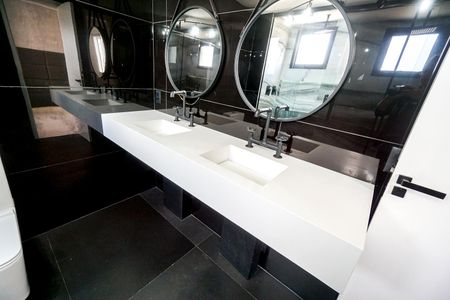 Apartamento à venda com 122m², 2 quartos e 2 vagasPia