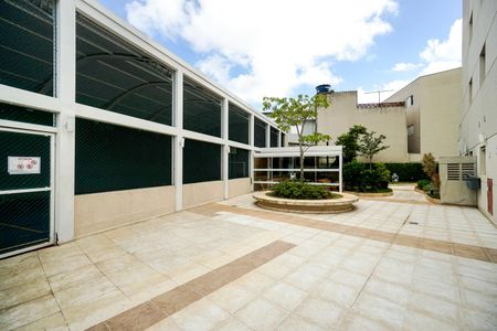 Apartamento à venda com 122m², 2 quartos e 2 vagasÁrea externa