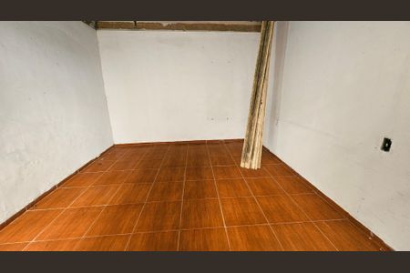 Casa à venda com 200m², 2 quartos e 2 vagas