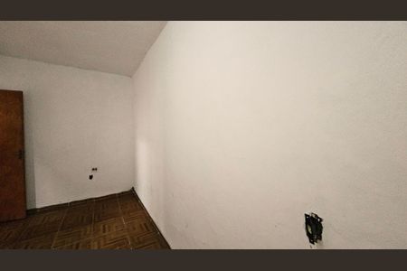 Casa à venda com 200m², 2 quartos e 2 vagas