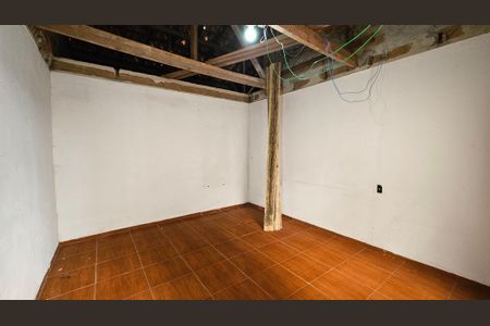 Casa à venda com 200m², 2 quartos e 2 vagas