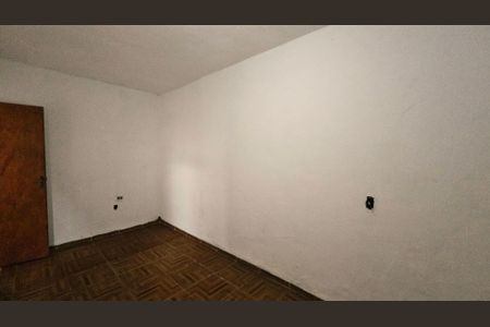 Casa à venda com 200m², 2 quartos e 2 vagas