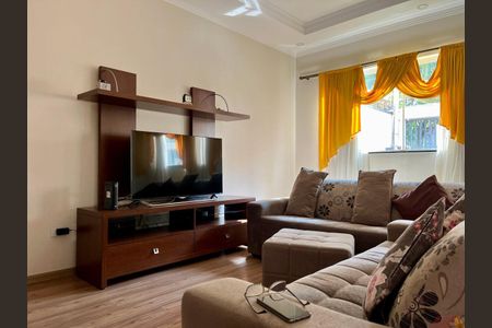 Casa à venda com 3 quartos, 1200m² em Jardim São Paulo, São Paulo