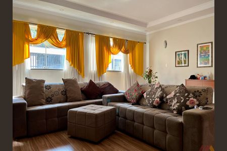 Casa à venda com 3 quartos, 1200m² em Jardim São Paulo, São Paulo