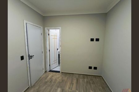 Casa à venda com 3 quartos, 200m² em Vila Talarico, São Paulo