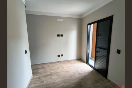 Casa à venda com 3 quartos, 200m² em Vila Talarico, São Paulo