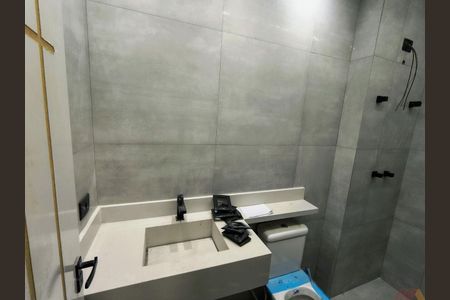 Casa à venda com 3 quartos, 200m² em Vila Talarico, São Paulo