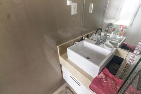 Apartamento à venda com 67m², 2 quartos e 1 vagaBanheiro da Suíte