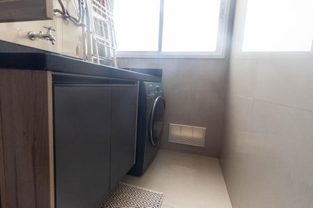 Apartamento à venda com 67m², 2 quartos e 1 vagaÁrea de serviço