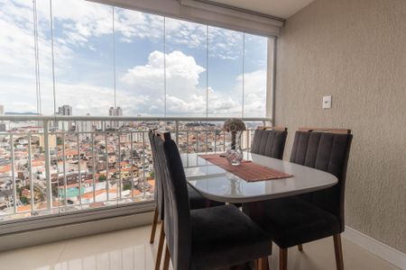 Apartamento à venda com 67m², 2 quartos e 1 vagaVaranda