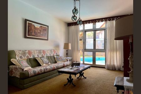 Casa à venda com 5 quartos, 800m² em Jardim Sao Bento, São Paulo