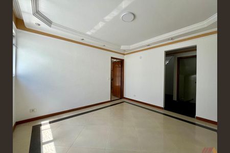 Casa à venda com 5 quartos, 300m² em Vila Albertina, São Paulo