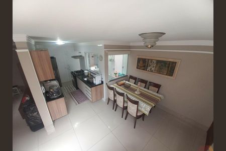 Casa à venda com 3 quartos, 88m² em Jardim do Colegio, São Paulo