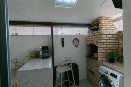 Apartamento à venda com 80m², 2 quartos e 1 vaga