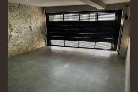 Casa à venda com 2 quartos, 157m² em Vila Paiva, São Paulo