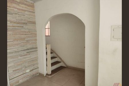 Casa à venda com 210m², 2 quartos e 2 vagas