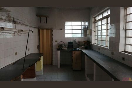 Casa à venda com 210m², 2 quartos e 2 vagas