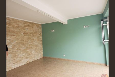 Casa à venda com 3 quartos, 255m² em Jardim São Paulo, São Paulo