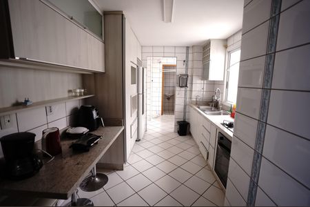Apartamento para alugar com 107m², 3 quartos e 2 vagas