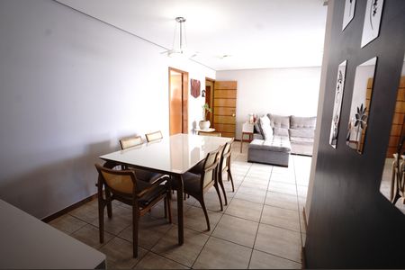 Apartamento para alugar com 107m², 3 quartos e 2 vagas