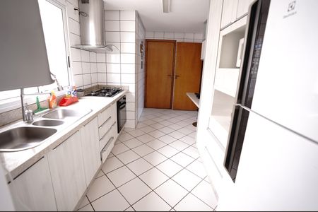 Apartamento para alugar com 107m², 3 quartos e 2 vagas