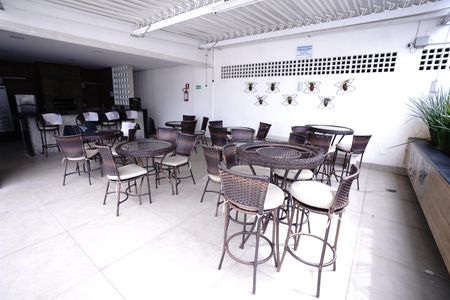 Apartamento para alugar com 107m², 3 quartos e 2 vagas