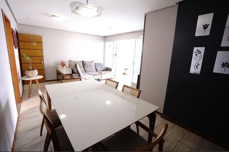 Apartamento para alugar com 107m², 3 quartos e 2 vagas