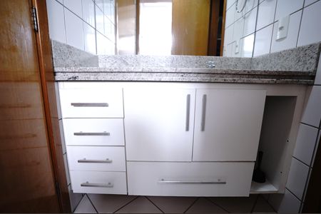 Apartamento para alugar com 107m², 3 quartos e 2 vagas