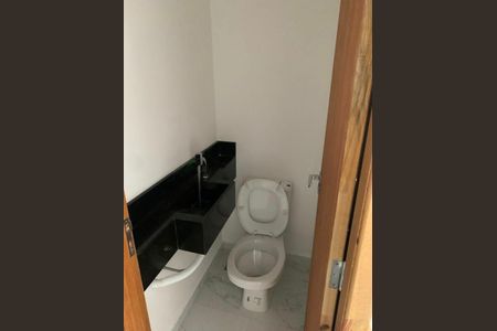 Casa à venda com 3 quartos, 126m² em Lauzane Paulista, São Paulo