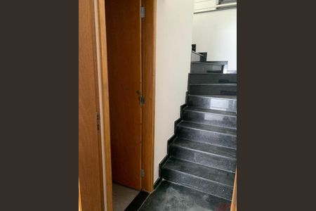 Casa à venda com 3 quartos, 126m² em Lauzane Paulista, São Paulo