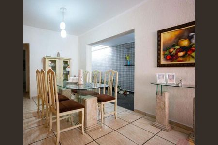 Casa à venda com 3 quartos, 223m² em Jardim São Paulo, São Paulo