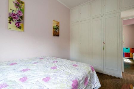 Casa à venda com 3 quartos, 223m² em Jardim São Paulo, São Paulo